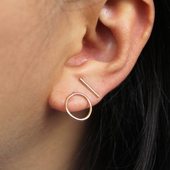 Gold Filled Bar Studs - Picture 2 of 3